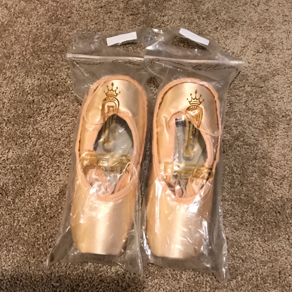 FREED pointe shoes